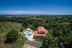 Ferienhaus mit Privatpool für 16 Personen ca 320 qm in Ližnjan, Istrien Südküste von Istrien